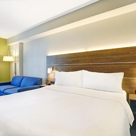 Holiday Inn Express Whitby Oshawa By Ihg Bagian luar foto