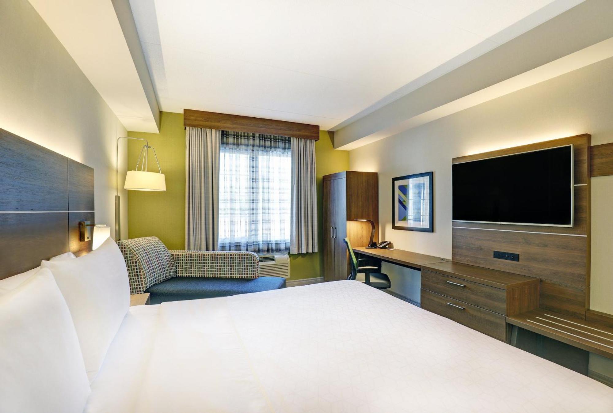 Holiday Inn Express Whitby Oshawa By Ihg Bagian luar foto