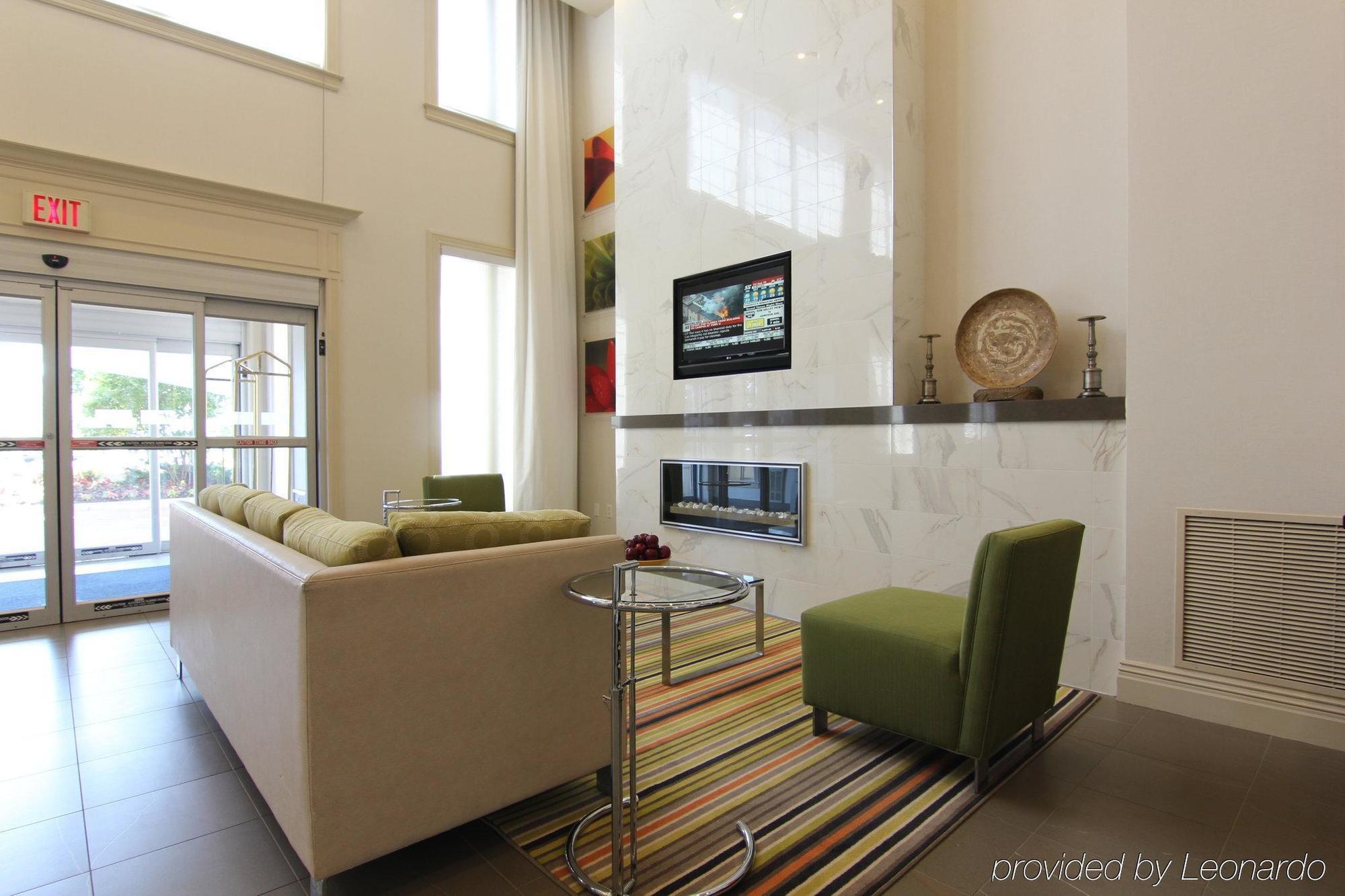 Holiday Inn Express Whitby Oshawa By Ihg Bagian luar foto