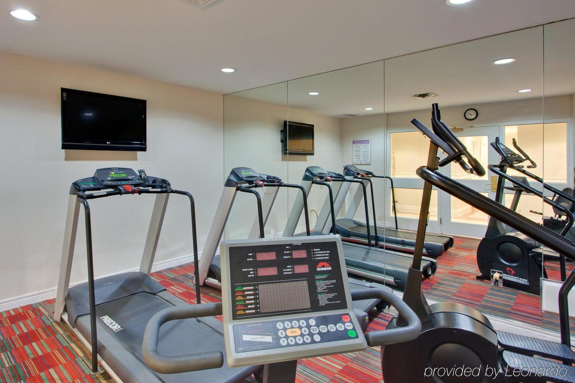 Holiday Inn Express Whitby Oshawa By Ihg Bagian luar foto