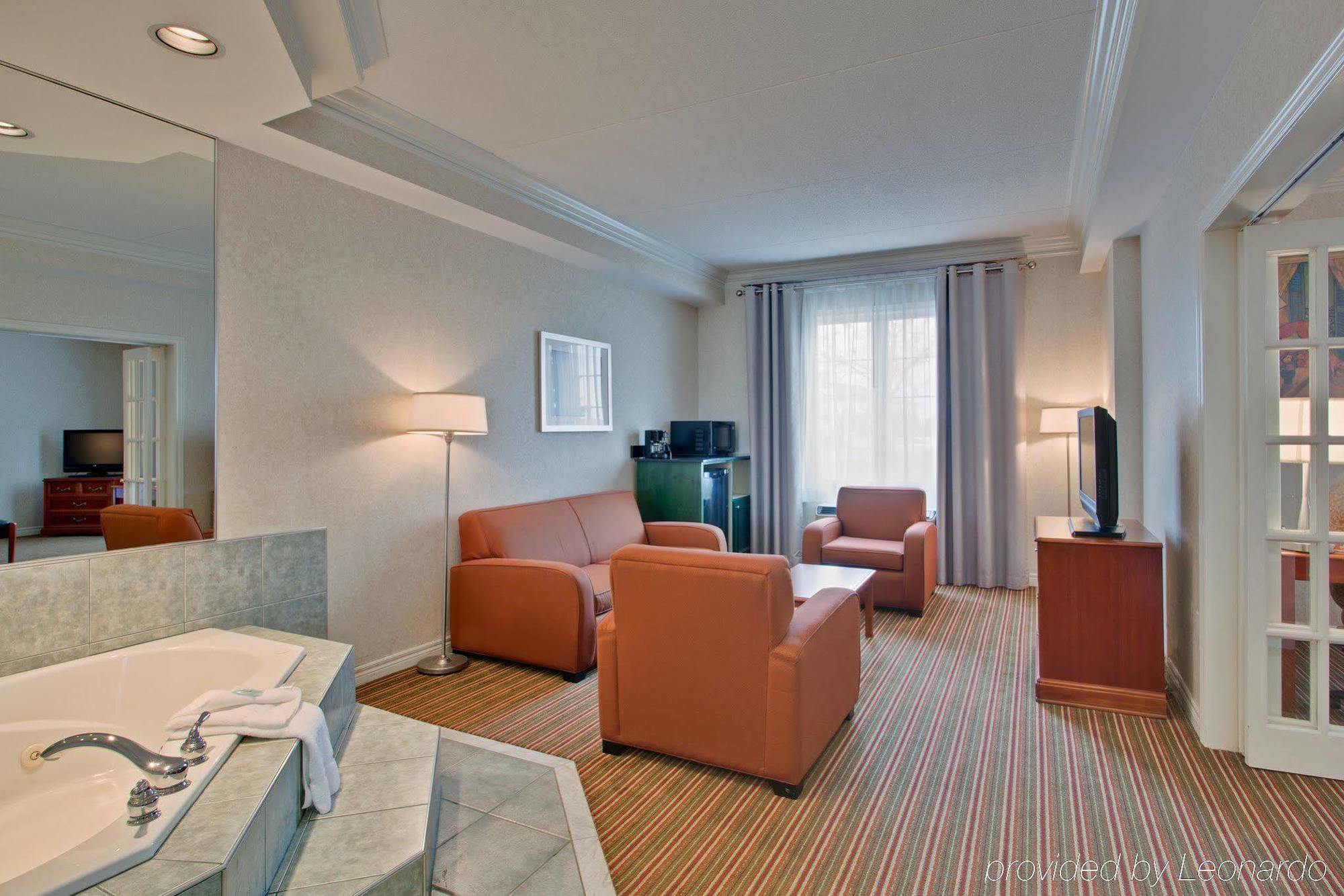 Holiday Inn Express Whitby Oshawa By Ihg Ruang foto