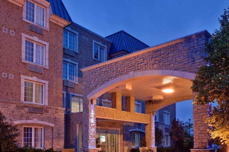 Holiday Inn Express Whitby Oshawa By Ihg Bagian luar foto